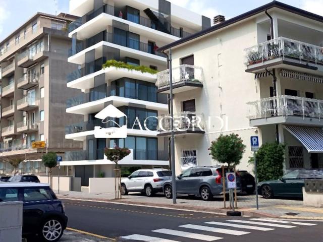 Appartamento in vendita di 133 m² in Via Zara