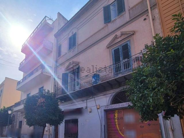 Appartamento in vendita di 133 m² in Corso Butera, 138