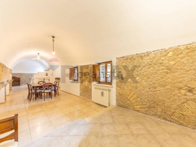 Appartamento in vendita di 133 m² in Piazza Domenico Tani, 11
