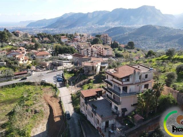 Appartamento in vendita di 133 m² in Strada Statale 186