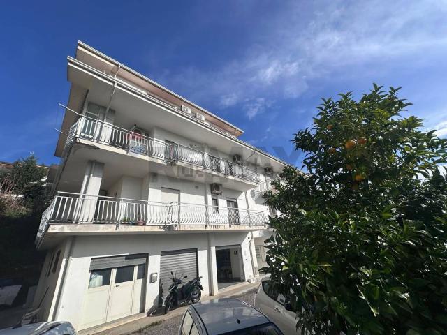 Appartamento in vendita di 134 m² in Via Antonio de Curtis, 7