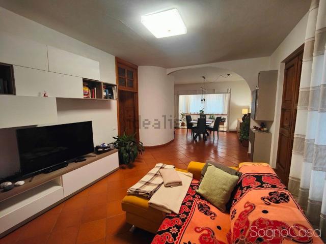 Appartamento in vendita di 134 m² in Via Don Lorenzo Milani