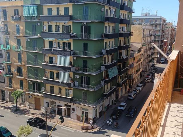 Appartamento in vendita di 134 m² in Via Dante Alighieri, 184
