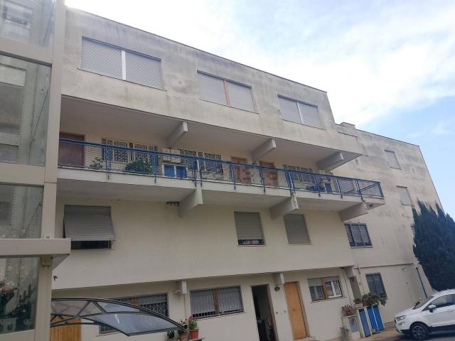 Appartamento in vendita di 134 m² in Via del Mare, 3