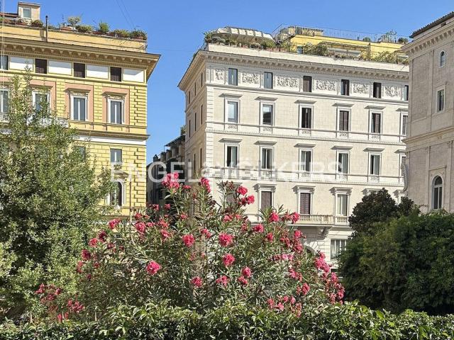 Appartamento in vendita di 134 m² in Via del Pellegrino