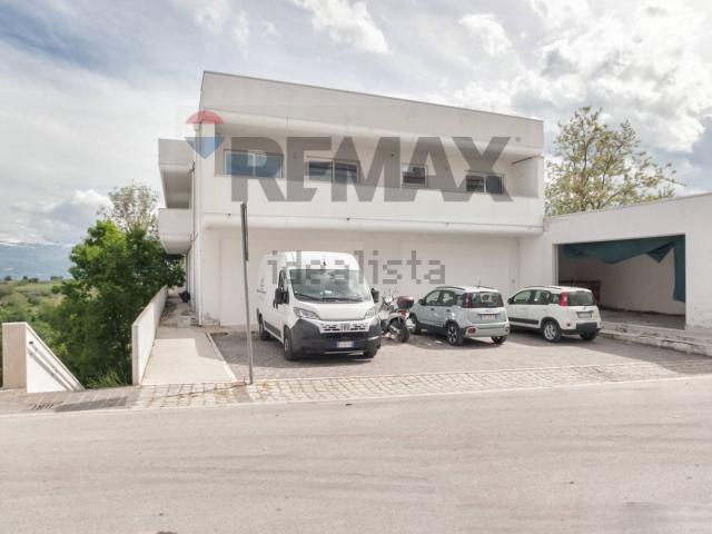 Appartamento in vendita di 134 m² in Via Duca degli Abruzzi