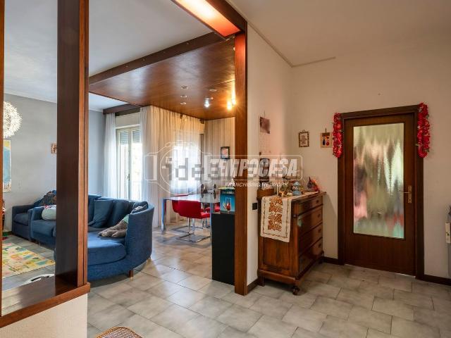 Appartamento in vendita di 134 m² in Via Enrico Mattei