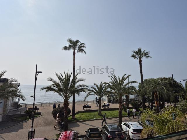 Appartamento in vendita di 134 m² in Via Montaldo, 12