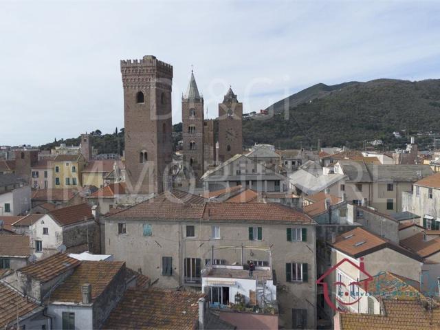 Appartamento in vendita di 134 m² in Via Mariettina Lengueglia