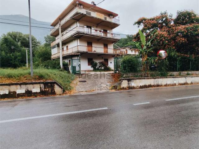 Appartamento in vendita di 134 m² in Via Scandinavia