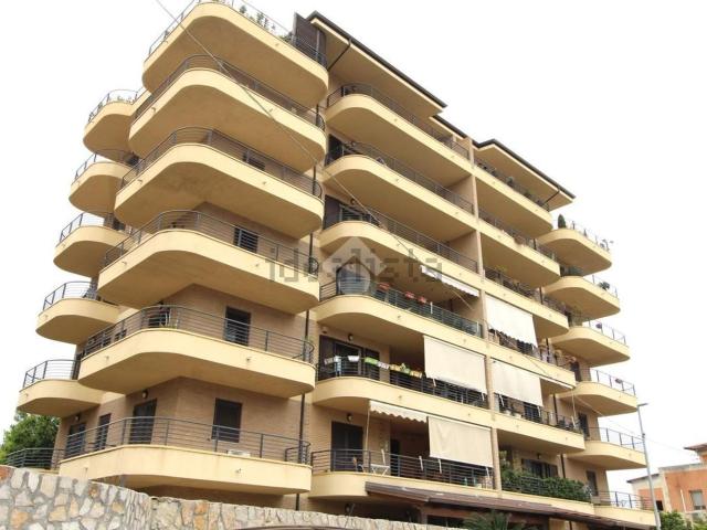Appartamento in vendita di 134 m² in Via Stazione, 32