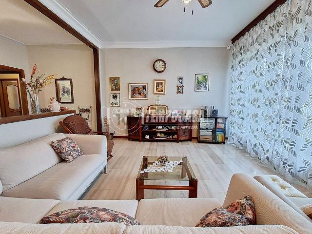 Appartamento in vendita di 134 m² in Via Pompeo Litta, 106