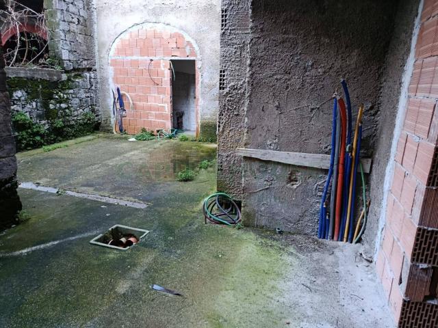 Appartamento in vendita di 134 m² in Via Roma