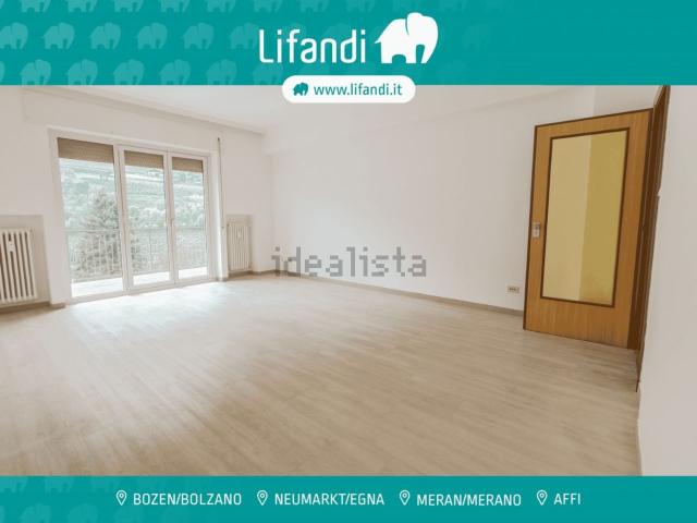 Appartamento in vendita di 134 m² in Via Richard Wagner