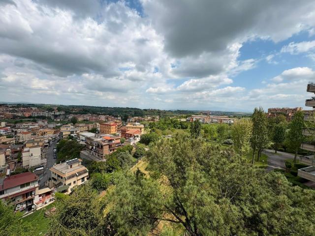 Appartamento in vendita di 134 m² in Via Trasaghis, 18