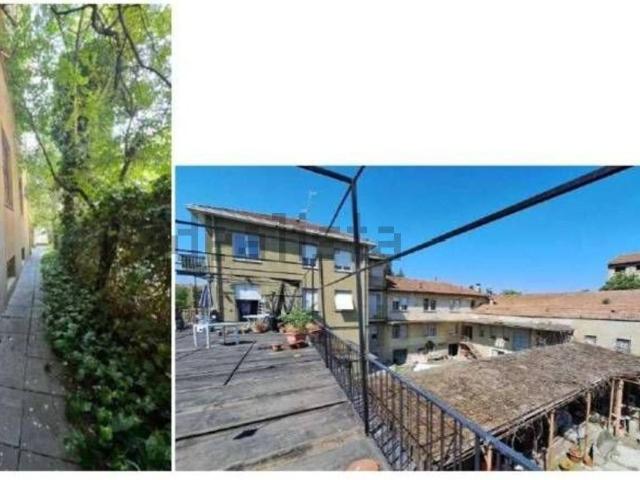 Appartamento in vendita di 1355 m² in Via Andre Marie Ampere, 4