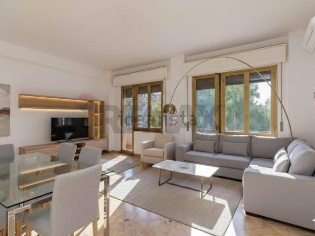 Appartamento in vendita di 135 m² in Via Fimia, 18