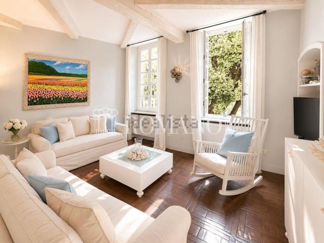 Appartamento in vendita di 135 m² in Via 20 Settembre, 2