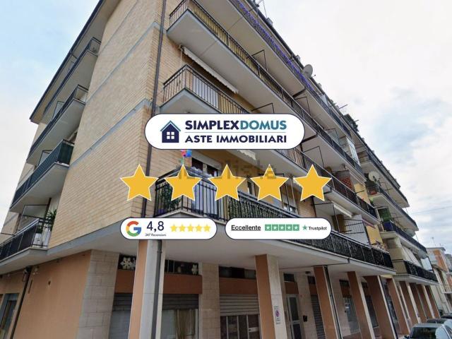 Appartamento in vendita di 135 m² in Via C. Colombo