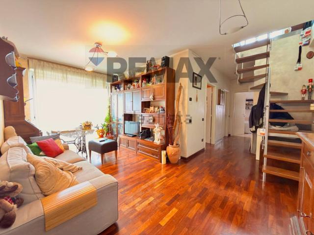 Appartamento in vendita di 135 m² in Via Copernico, 6