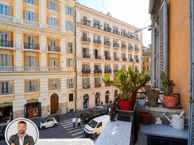 Appartamento in vendita di 135 m² in Via Cavour, 258