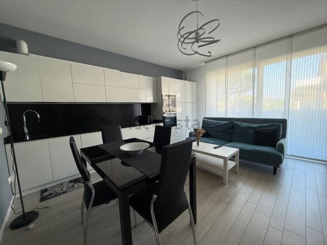 Appartamento in vendita di 135 m² in Via Caduti per la Libertà, 139