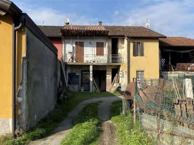 Appartamento in vendita di 135 m² in Via Calvenzano, 49