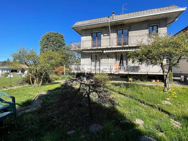 Appartamento in vendita di 135 m² in Via Camillo Benso Conte di Cavour, 22