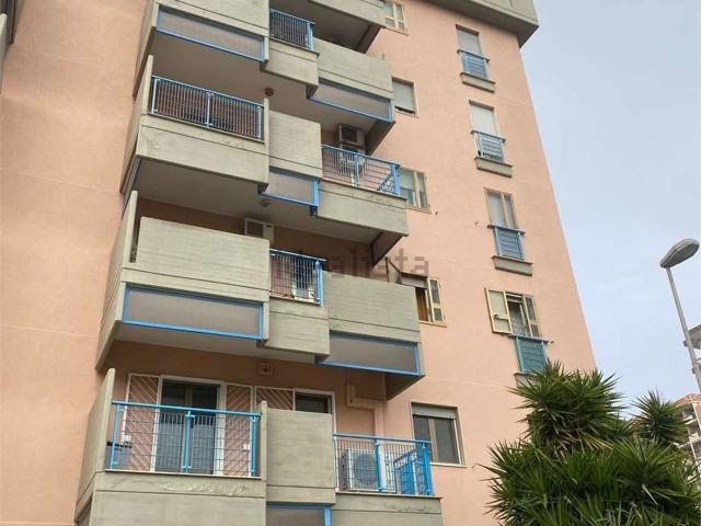 Appartamento in vendita di 135 m² in Via Camillo Rosalba, 40
