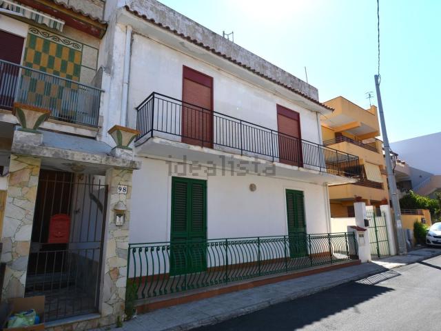 Appartamento in vendita di 135 m² in Via Canale Torre Faro, 12