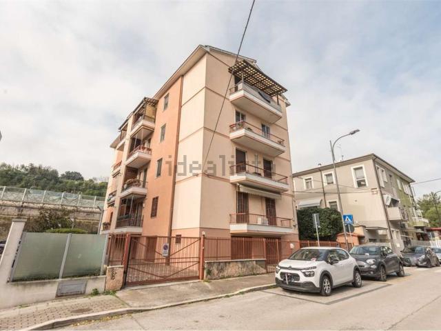 Appartamento in vendita di 135 m² in Via Canova, 49