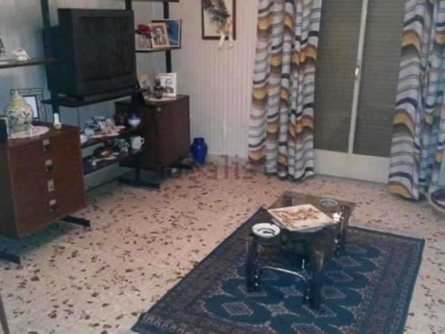 Appartamento in vendita di 135 m² in Via Capri