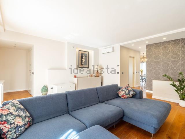 Appartamento in vendita di 135 m² in Via Carlo Armellini, 1