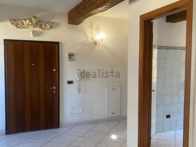 Appartamento in vendita di 135 m² in Via Caselle