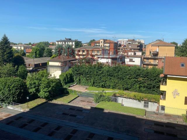 Appartamento in vendita di 135 m² in Via Cassanese, 194
