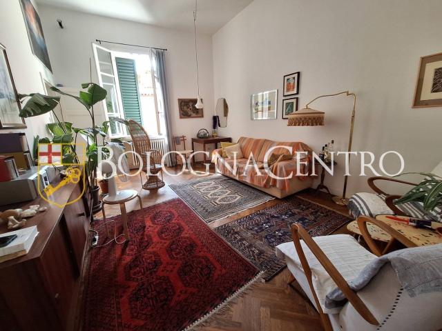 Appartamento in vendita di 135 m² in Via Centotrecento