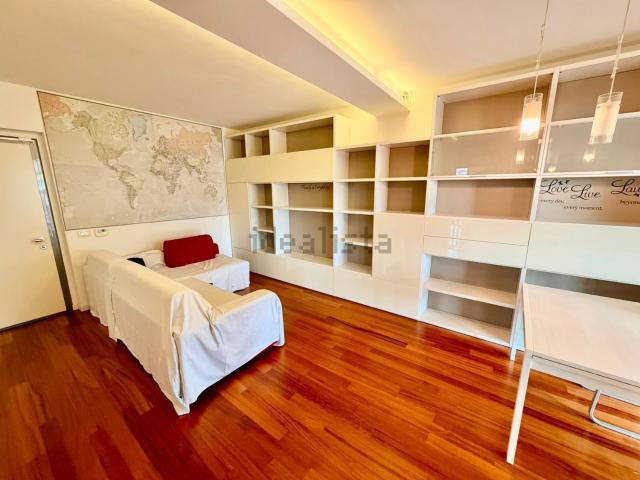 Appartamento in vendita di 135 m² in Via Chero