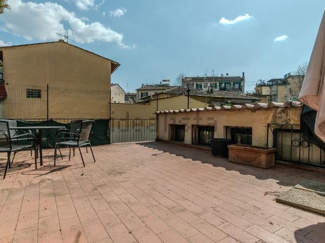 Appartamento in vendita di 135 m² in Via Cittadella