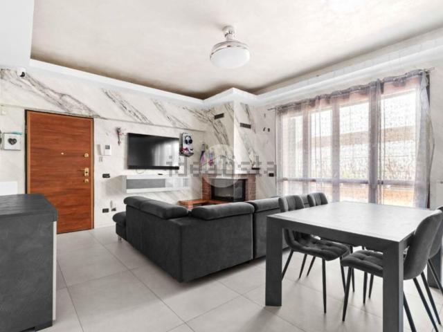 Appartamento in vendita di 135 m² in Via Claudio Treves, 61