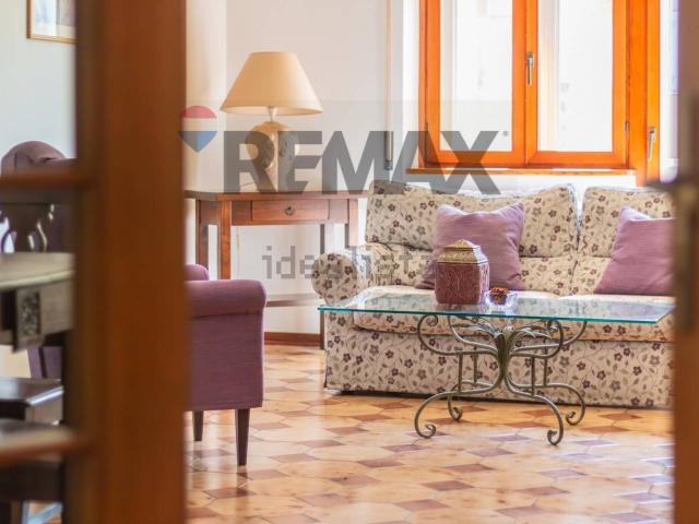 Appartamento in vendita di 135 m² in Via Cupa, 15