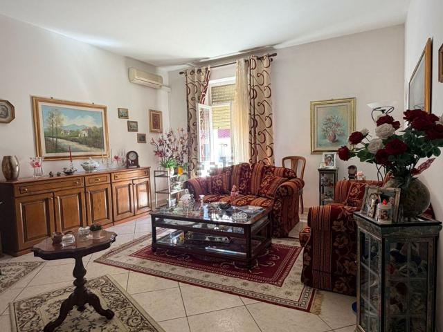 Appartamento in vendita di 135 m² in Via Antonio Lo Frasso