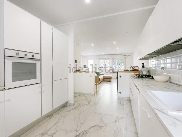 Appartamento in vendita di 135 m² in Via Andromaca, 28