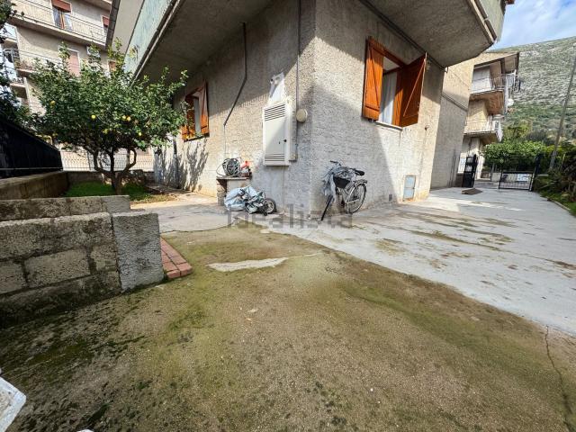 Appartamento in vendita di 135 m² in Via Andrea Costa, 25