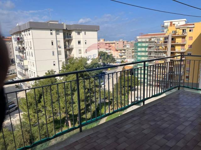 Appartamento in vendita di 135 m² in Via Achille Adorno, 6
