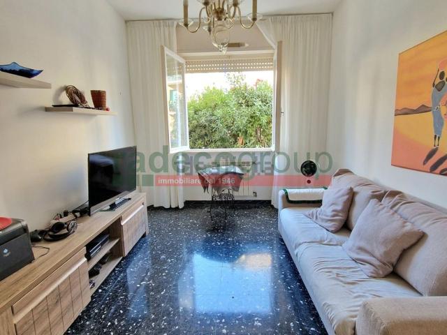 Appartamento in vendita di 135 m² in Via Adriano Cecioni, 20