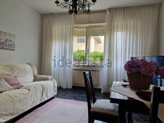 Appartamento in vendita di 135 m² in Via Adriano Cecioni, 22