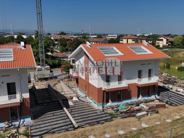Appartamento in vendita di 135 m² in Via Aldo Baggini