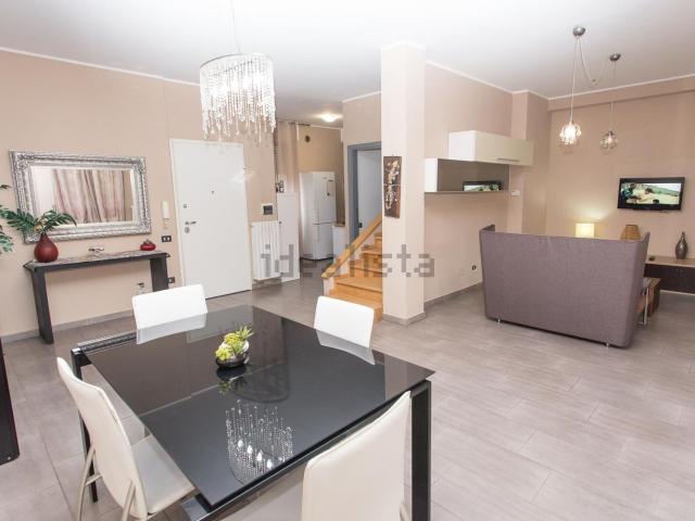 Appartamento in vendita di 135 m² in Via Aldo Moro, 108