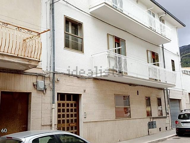 Appartamento in vendita di 135 m² in Via Alessandro Volta