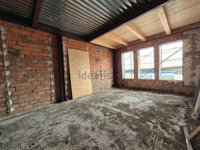 Appartamento in vendita di 135 m² in Via Alfonso Lenzi, 25
